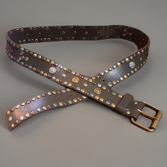 VINTAGE 1980\'S STUDDED LEATHER BELT main image 5